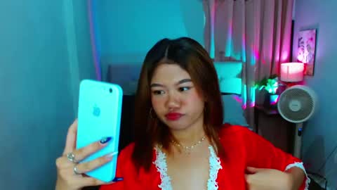 Layla online show from March 2025 08:23:02 AM