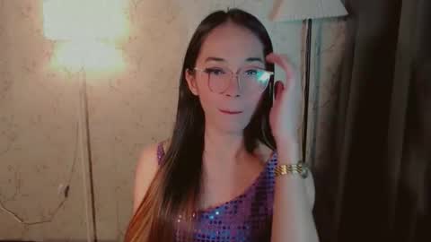 XANDRA online show from October 2025 04:26:01 PM