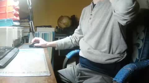 Snapshot of hotleopold chatting on May 2026 09:56:02 PM hotleopold online show from May 2026 09:56:02 PM