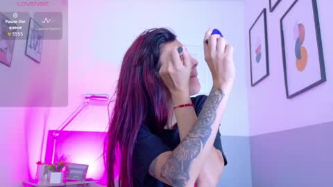 hotlittlechill online show from March 2026 12:05:02 PM