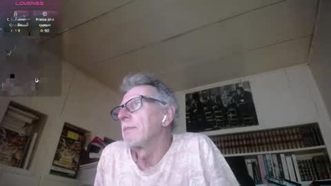Snapshot of hotlux_54 chatting on May 2026 07:15:01 PM hotlux_54 online show from May 2026 07:15:01 PM