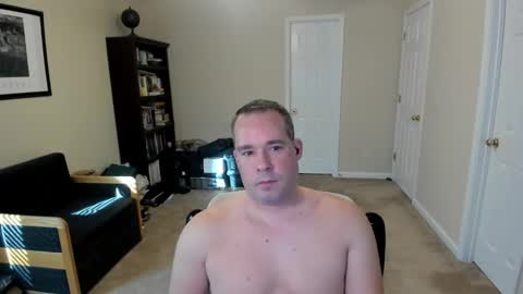 hotmale4u692000 online show from February 2025 09:08:02 PM
