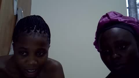 Snapshot of hotmary64 chatting on December 2025 11:37:01 AM hotmary64 online show from December 2025 11:37:01 AM