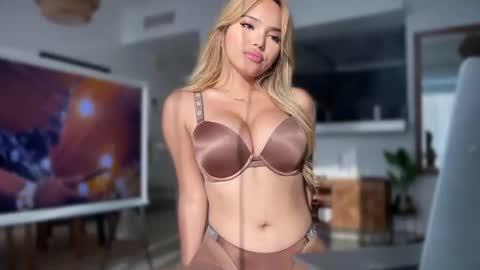 Jessica Ortega online show from January 2025 12:21:01 PM