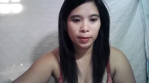 Snapshot of hotmompinay30 chatting on April 2026 10:34:02 PM flor online show from April 2026 10:34:02 PM
