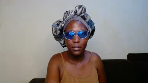 Rose online show from October 2025 09:37:02 PM