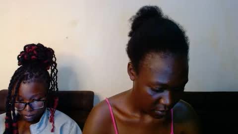 Rose online show from October 2025 05:26:02 AM