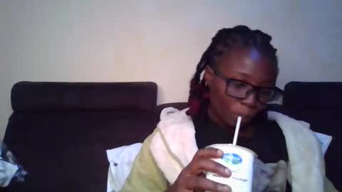 Rose online show from November 2025 09:24:01 AM