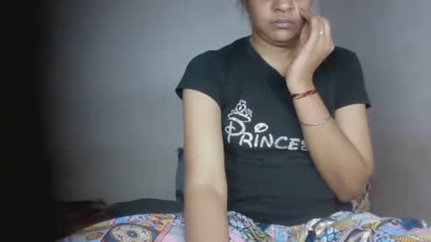 Snapshot of hotnsweetindian chatting on May 2026 03:55:02 PM lola online show from May 2026 03:55:02 PM