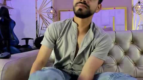 Snapshot of hotpulse_vc chatting on March 2026 12:44:01 PM hotpulse vc online show from March 2026 12:44:01 PM