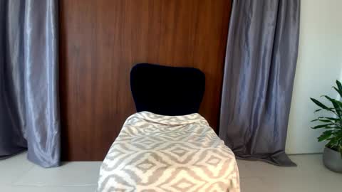 Mola online show from April 2026 08:23:01 AM