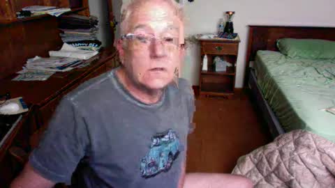 hotsilverdady online show from September 2025 06:53:01 PM