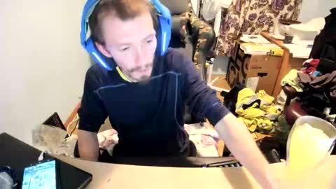 Snapshot of hotsummer1996 chatting on November 2025 04:39:02 PM hot online show from November 2025 04:39:02 PM