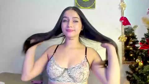 Snapshot of hott_hanna chatting on December 2024 08:11:02 AM Hott Hanna online show from December 2024 08:11:02 AM