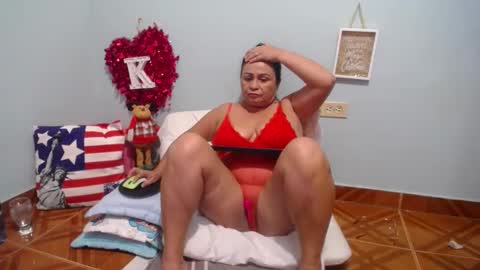 victorya karolyna online show from December 2024 11:17:02 PM