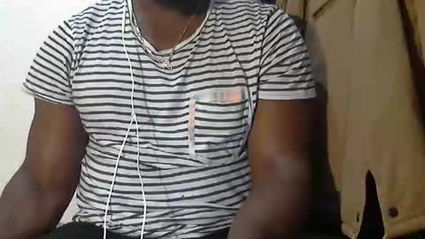 hottblack01 online show from February 2026 02:48:02 PM