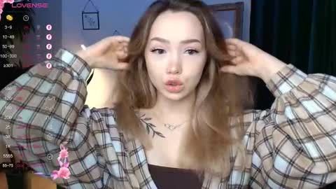 hello Im Eva online show from December 2024 02:23:01 AM