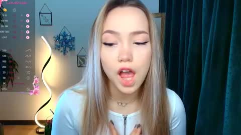 hello Im Eva online show from December 2024 08:28:02 AM