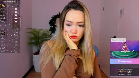 hello Im Eva online show from December 2024 02:06:02 AM