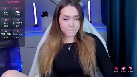 hello Im Eva online show from October 2025 01:56:02 PM