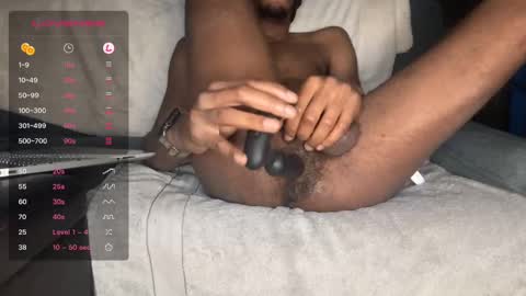 Snapshot of hottee1992 chatting on January 2025 01:09:02 AM BlackEdge online show from January 2025 01:09:02 AM