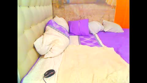 Snapshot of hottesa2019 chatting on February 2026 02:36:01 PM THEONE online show from February 2026 02:36:01 PM