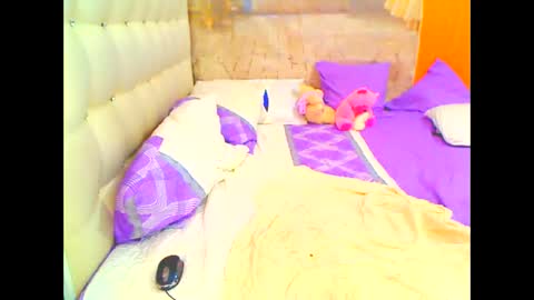 Snapshot of hottesa2019 chatting on February 2026 10:49:01 AM THEONE online show from February 2026 10:49:01 AM