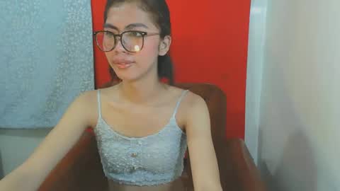 hottestdella69 online show from October 2025 05:28:01 AM