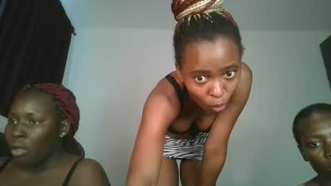 hottie_mistie online show from May 2026 07:14:02 AM