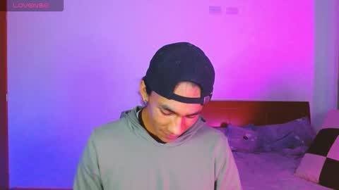 stiven online show from November 2025 02:33:02 AM