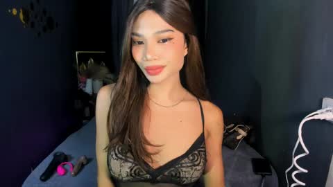 Hi i am Jane half vietnamese and half pinay and would like to meet good person here XOXO online show from May 2026 06:03:01 PM