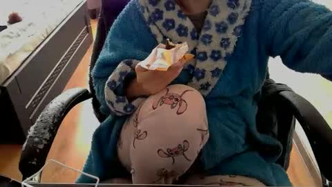 Mary online show from April 2026 12:33:01 PM