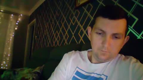 Snapshot of hotuk86 chatting on January 2025 09:18:02 PM hotuk86 online show from January 2025 09:18:02 PM