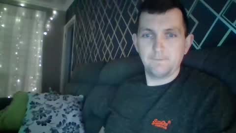 Snapshot of hotuk86 chatting on February 2025 09:20:02 PM hotuk86 online show from February 2025 09:20:02 PM