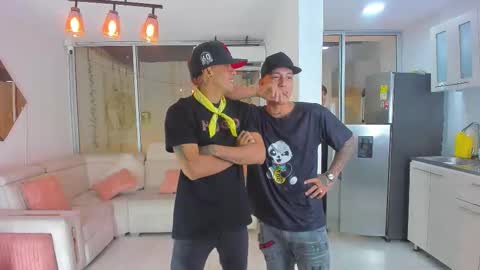 Snapshot of houseofwarrios chatting on November 2025 05:40:02 AM we are Harry Jersi pablo and our mod talco online show from November 2025 05:40:02 AM