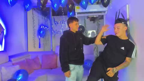 Snapshot of houseofwarrios chatting on December 2025 06:07:02 AM we are Harry Jersi pablo and our mod talco online show from December 2025 06:07:02 AM