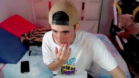 Snapshot of houston_bby_ chatting on March 2026 09:10:01 PM HOUSTON online show from March 2026 09:10:01 PM