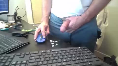 hoverday online show from September 2025 03:21:01 AM