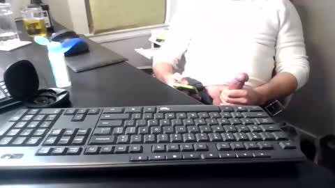 hoverday online show from March 2026 02:38:01 AM