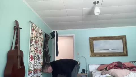 howlingatnothing online show from February 2025 07:47:02 PM