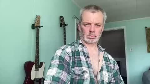 howlingatnothing online show from April 2026 02:45:01 PM