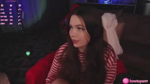 Mia online show from March 2026 05:27:01 PM