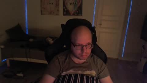 Christian online show from November 2025 02:54:01 AM