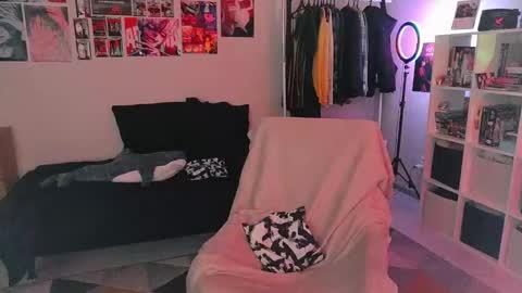 Alice online show from March 2026 04:29:01 AM