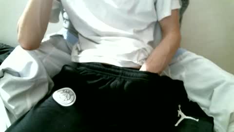 Keanu online show from September 2025 12:22:02 AM