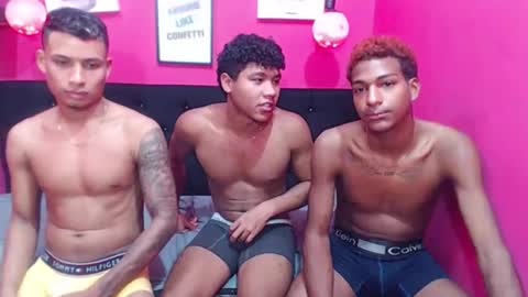 Snapshot of hugecock_black chatting on January 2026 07:50:02 PM jose bigcock i like masturbate my big dick and finger my ass hole i am so hot online show from January 2026 07:50:02 PM