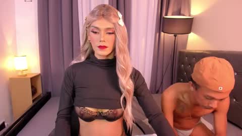 hugecock_pretty714250 online show from November 2025 07:03:01 PM