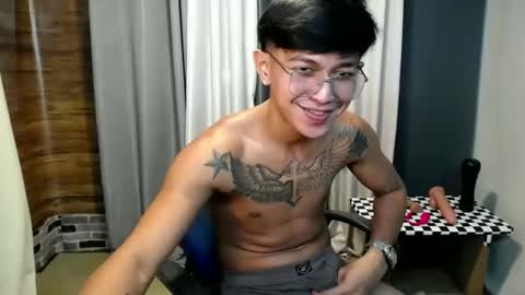 hugecockchristian online show from October 2025 02:40:01 PM