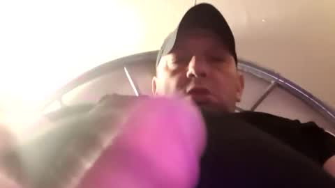 Snapshot of hugecummer10 chatting on January 2026 01:55:02 AM hugecummer10 online show from January 2026 01:55:02 AM