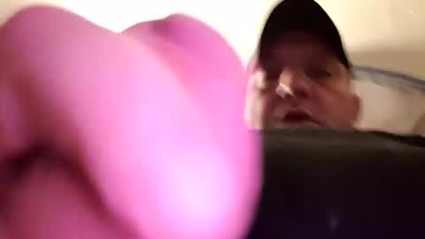 Snapshot of hugecummer10 chatting on February 2026 02:24:01 AM hugecummer10 online show from February 2026 02:24:01 AM